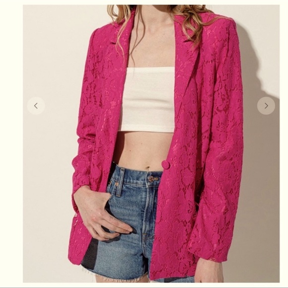 Love This Lace Open Blazer Jacket Fully Lined and shoulder pads - Picture 3 of 4